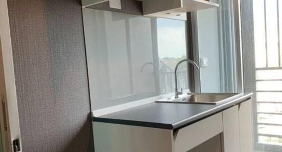 For rent 1 bed condo in Mueang Samut Prakan, Samut Prakan