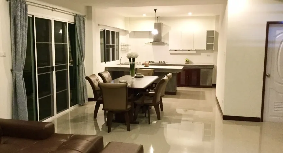 For rent 3 bedrooms house in Hang Dong, Chiang Mai