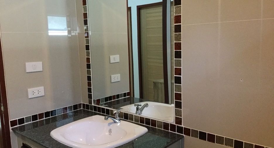 For rent 3 bedrooms house in Hang Dong, Chiang Mai
