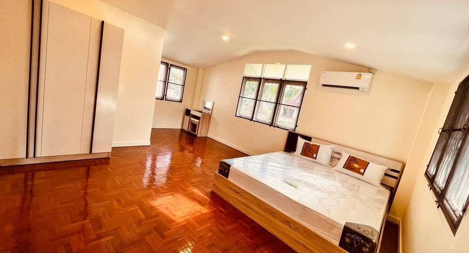 For sale and for rent 5 bedrooms house in Mueang Chiang Mai, Chiang Mai