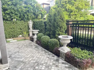 For sale 4 bedrooms house in Suan Luang, Bangkok