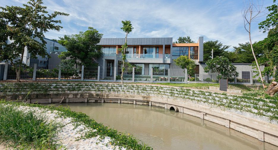 ขาย 5 ห้องนอน วิลล่า ใน เมืองเชียงใหม่, เชียงใหม่