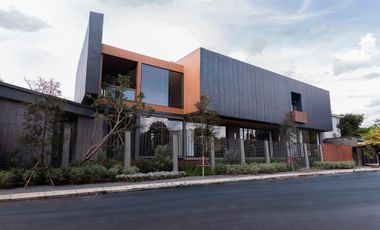 Продажа 5 спальни вилла в Mueang Chiang Mai, Чианг Маи