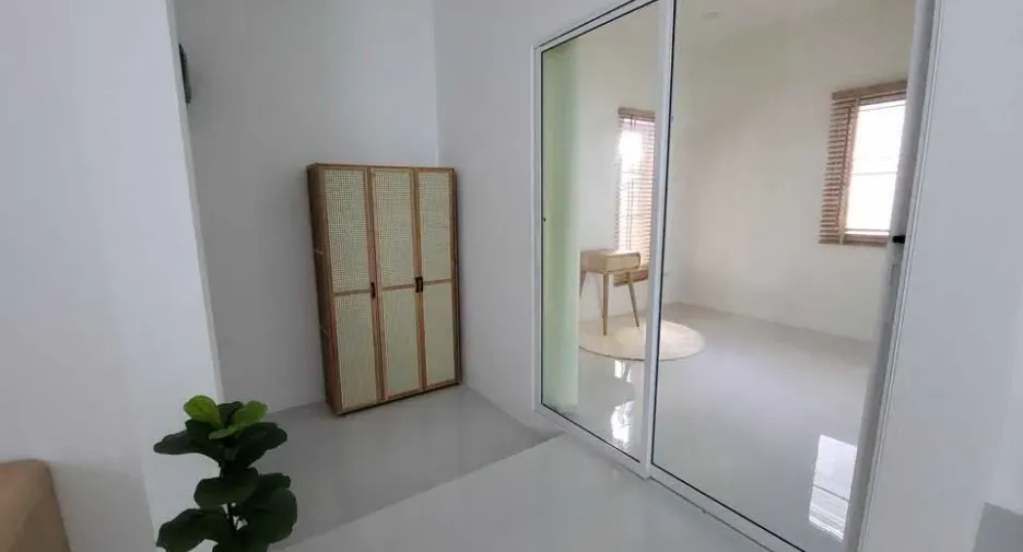 Haus zur Miete mit 3 Zimmer in Mueang Chiang Mai, Chiang Mai