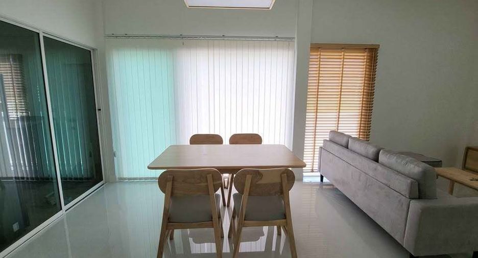 Haus zur Miete mit 3 Zimmer in Mueang Chiang Mai, Chiang Mai