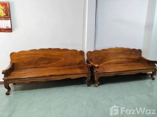出租 3 卧室 联排别墅 在 Khlong Sam Wa, 曼谷