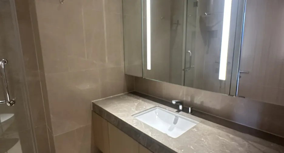 出售 1 卧室 公寓 在 Khlong San, 曼谷