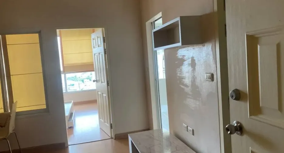 For sale 1 Beds condo in Thon Buri, Bangkok