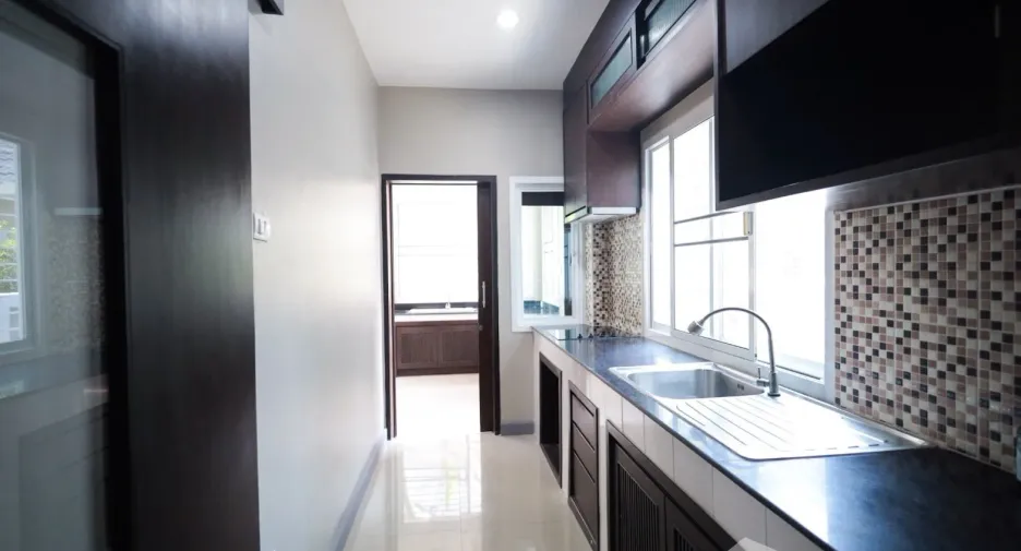 For sale 3 bedrooms house in Doi Saket, Chiang Mai