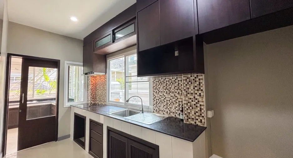 For sale 3 bedrooms house in Doi Saket, Chiang Mai