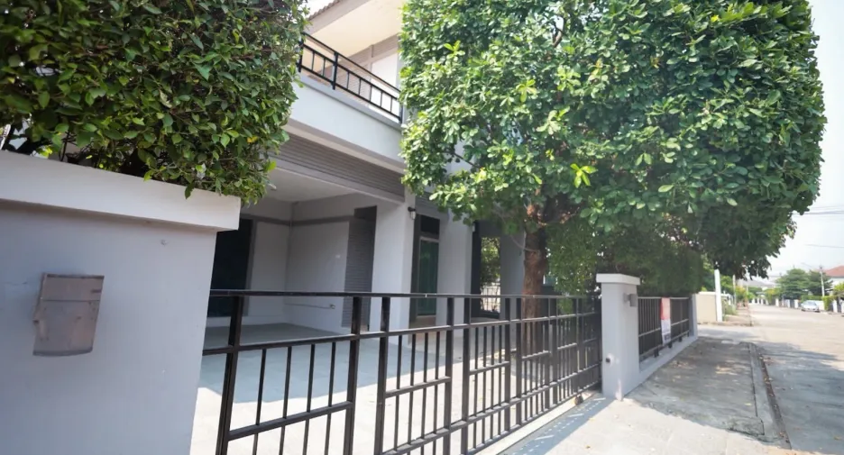 For sale 3 bedrooms house in Doi Saket, Chiang Mai