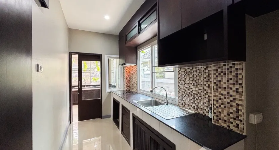 For sale 3 bedrooms house in Doi Saket, Chiang Mai