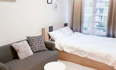 Wohnung zur Miete mit Studio in Huai Khwang, Bangkok