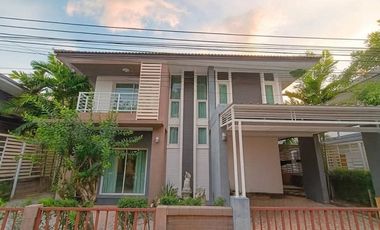 For rent 3 bedrooms house in Saraphi, Chiang Mai