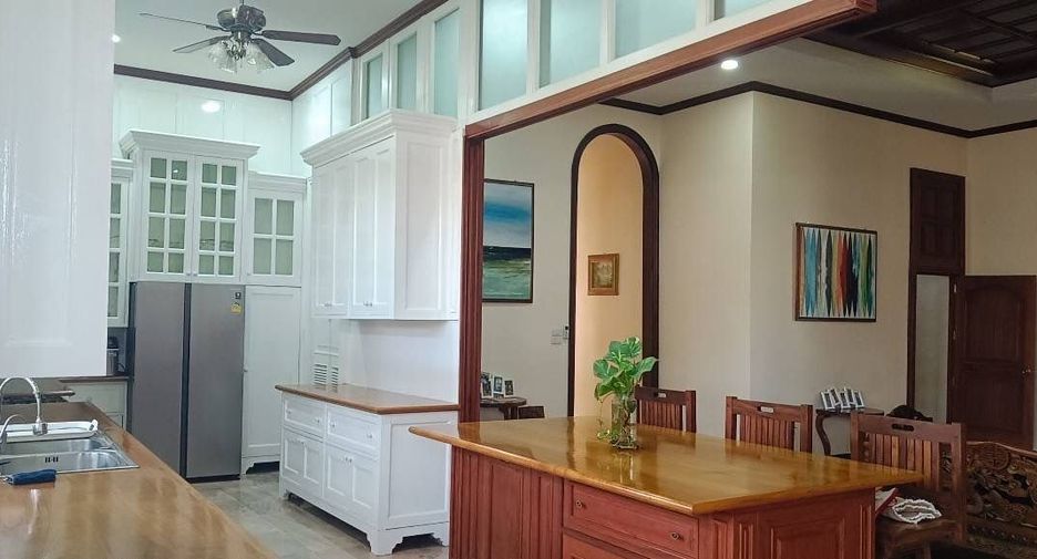 ขาย 6 ห้องนอน บ้านเดี่ยว ใน หางดง, เชียงใหม่