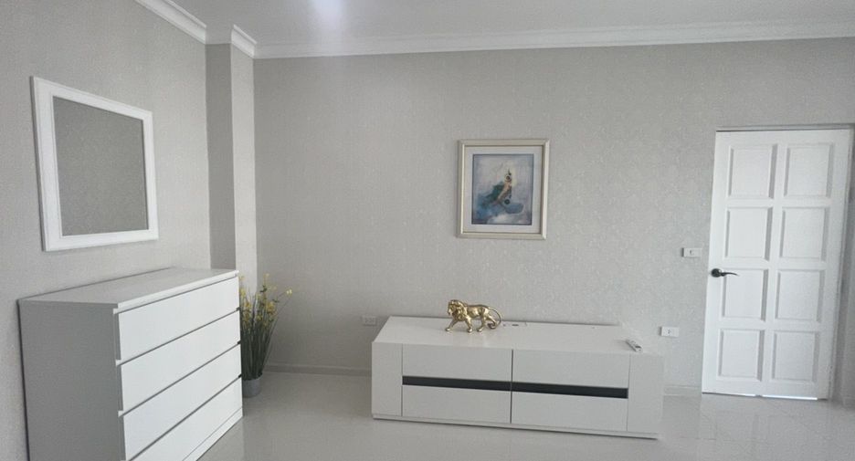 For rent 1 Beds condo 