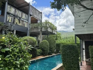 For sale 7 bedrooms villa in Mueang Chiang Mai, Chiang Mai