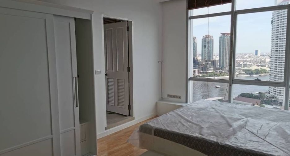 For sale 2 bedrooms condo in Sathon, Bangkok