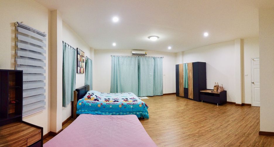 Casa en venta y en alquiler de 4 habitaciones en San Kamphaeng, Chiang Mai