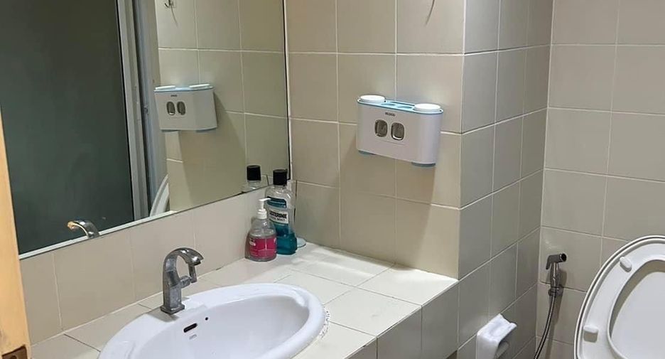 Продажа 1 кровать кондо в Банг Капи, Бангкок
