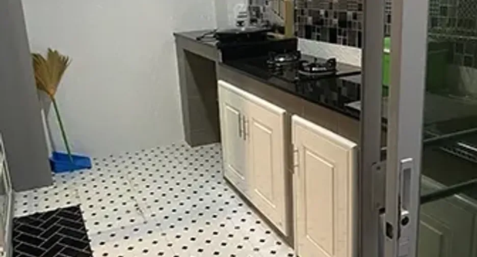 For sale 4 bedrooms townhouse in Phra Pradaeng, Samut Prakan