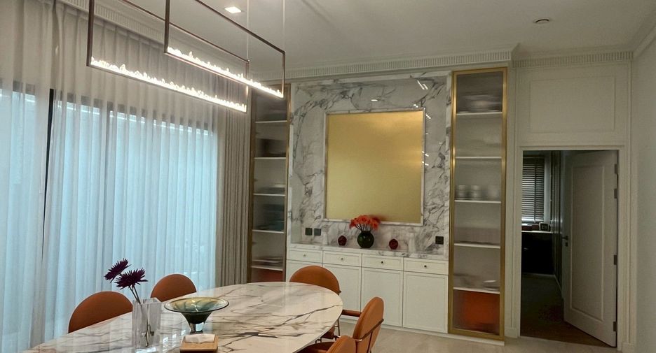 For sale 4 bedrooms house in Mueang Samut Prakan, Samut Prakan