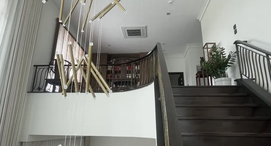 For sale 4 bedrooms house in Mueang Samut Prakan, Samut Prakan