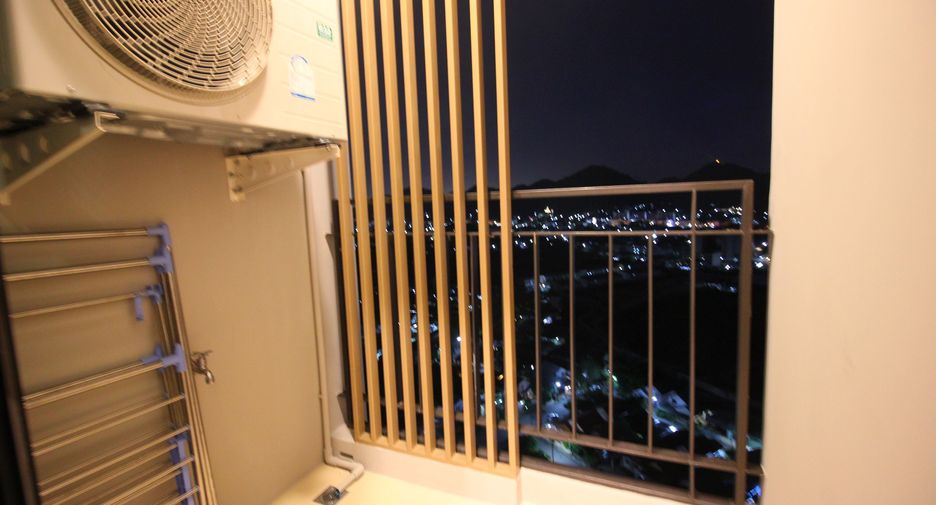 For sale 1 bed condo in Si Racha, Chonburi