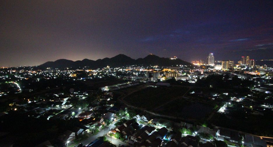 For sale 1 bed condo in Si Racha, Chonburi