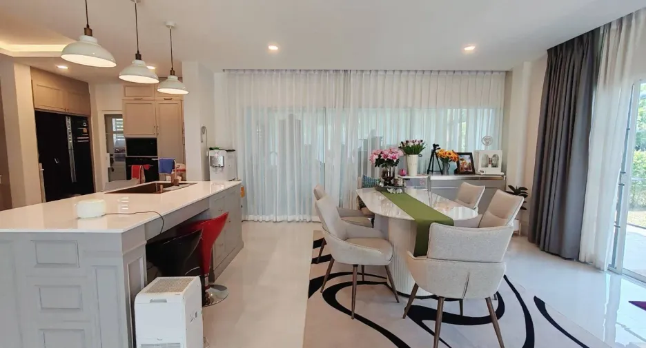 For sale and for rent 5 bedrooms house in Hang Dong, Chiang Mai