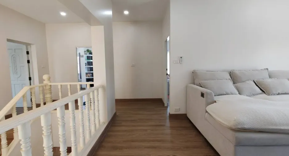 For sale and for rent 5 bedrooms house in Hang Dong, Chiang Mai