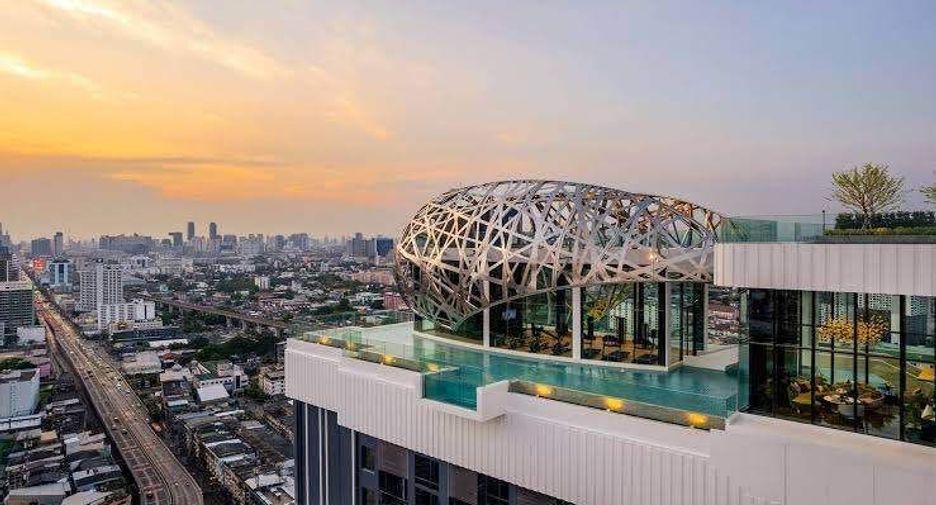 For sale and for rent 2 bedrooms condo in Watthana, Bangkok