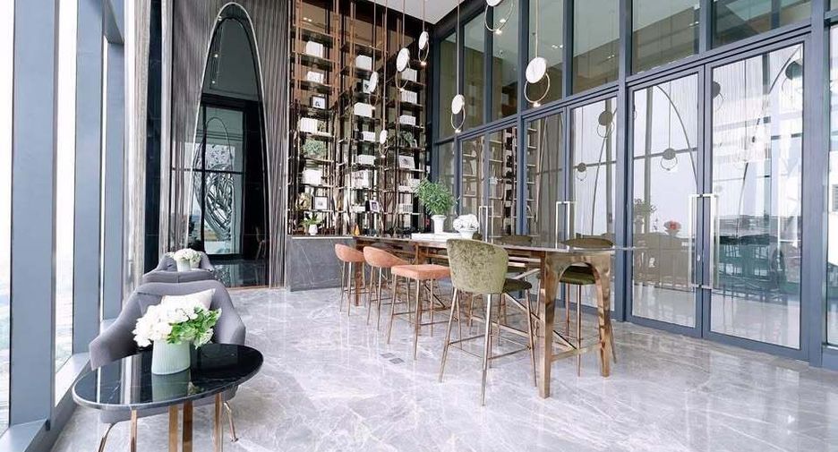 For sale and for rent 2 bedrooms condo in Watthana, Bangkok