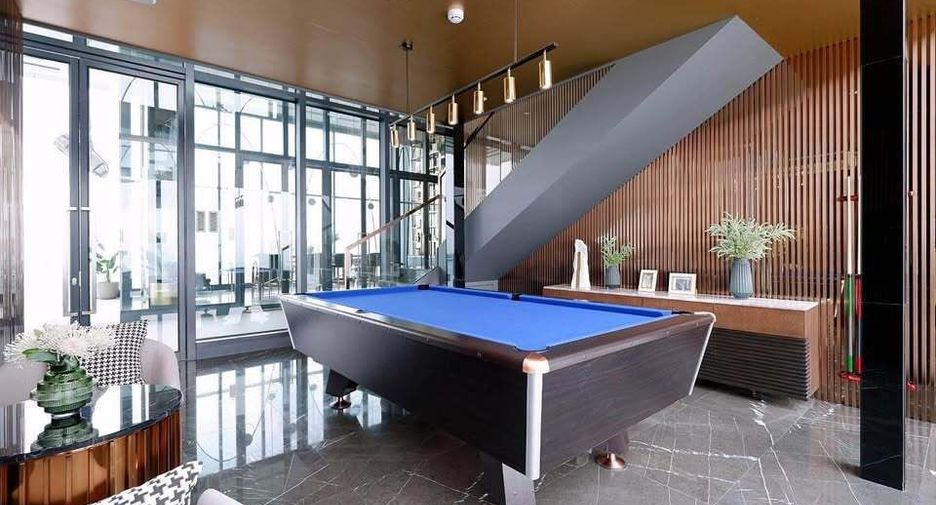 For sale and for rent 2 bedrooms condo in Watthana, Bangkok