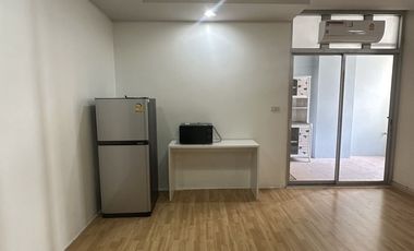 Аренда 1 кровать кондо в Хуаи Кхщанг, Бангкок