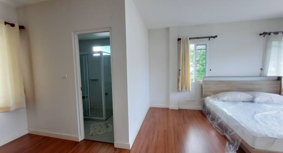 For rent 3 bedrooms house in Mueang Chiang Mai, Chiang Mai