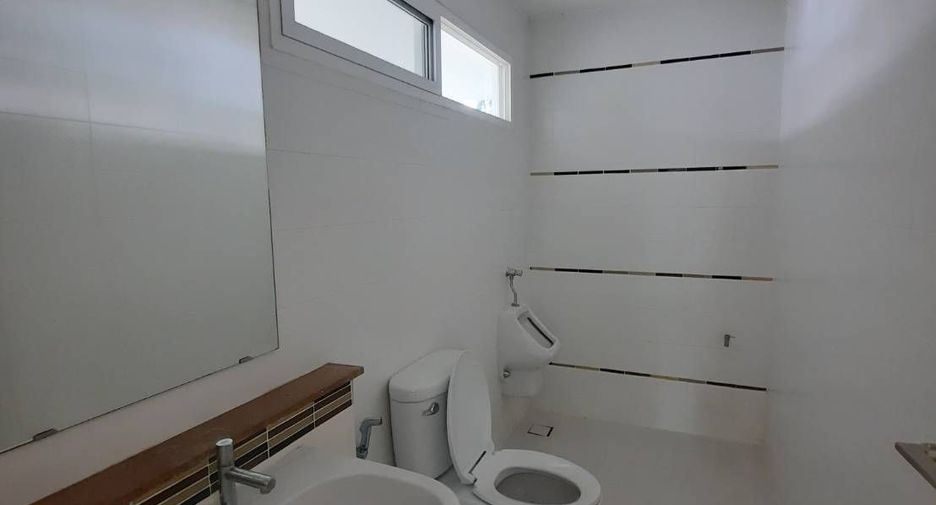 For rent 3 bedrooms house in Mueang Chiang Mai, Chiang Mai