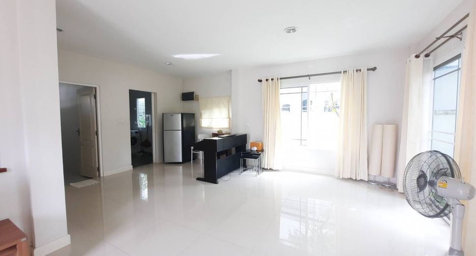 For rent 3 bedrooms house in Mueang Chiang Mai, Chiang Mai