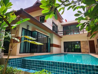Villa en venta de 5 habitaciones en Mae Rim, Chiang Mai