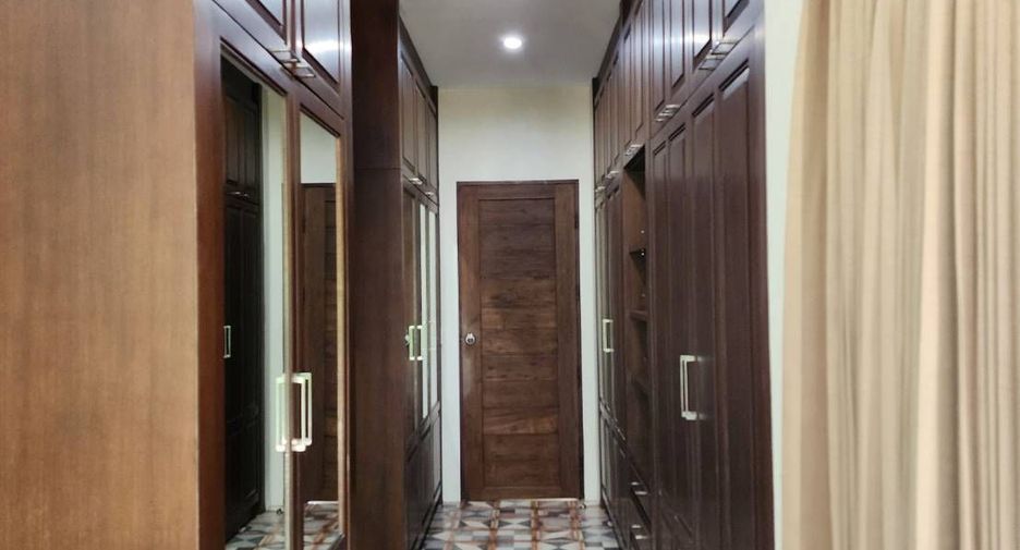 For sale 5 bedrooms villa in Mae Rim, Chiang Mai