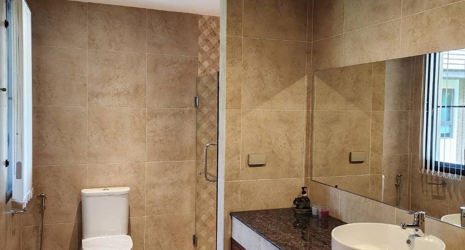 For sale 5 bedrooms villa in Mae Rim, Chiang Mai
