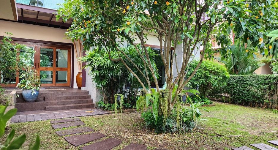 For sale 5 bedrooms villa in Mae Rim, Chiang Mai