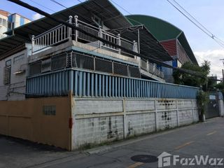 Haus zum Kauf und zur Miete mit 10 Zimmer in Yan Nawa, Bangkok