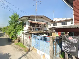Casa en venta de 3 habitaciones en Phra Khanong, Bangkok