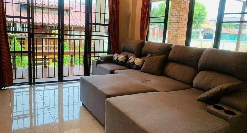 For rent 3 bedrooms house in Mueang Chiang Mai, Chiang Mai