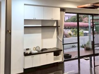 For sale 5 bedrooms house in Mueang Chiang Mai, Chiang Mai