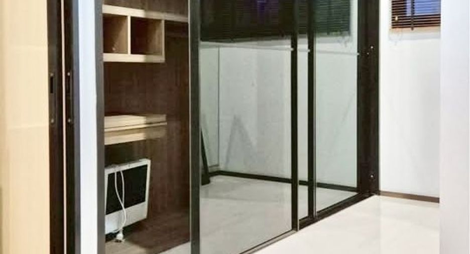 For sale 5 bedrooms house in Mueang Chiang Mai, Chiang Mai