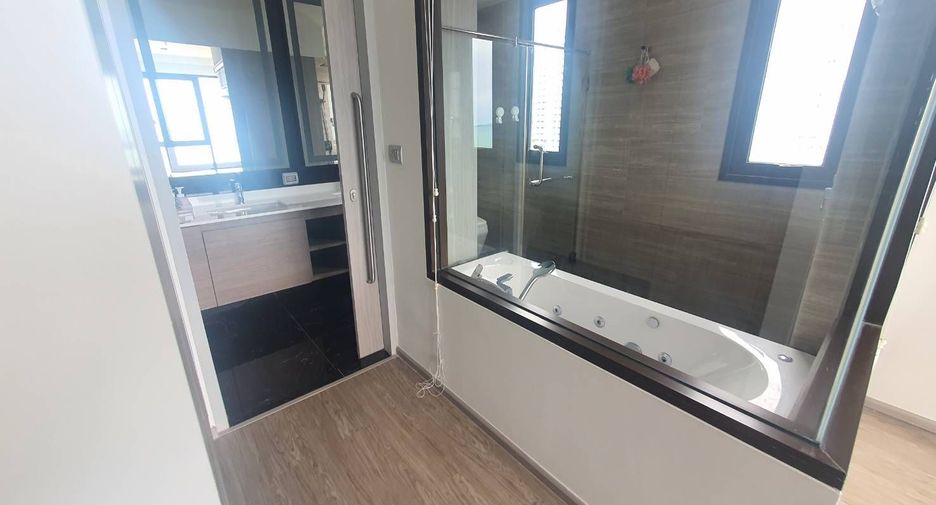For rent 2 ベッドルーム condo in Bang Lamung, Chonburi
