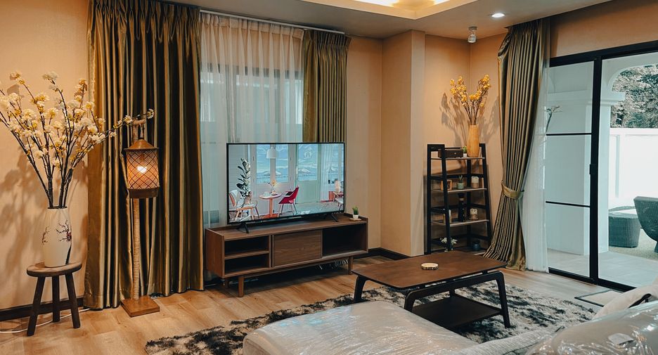 À vendre et à louer 4 chambres villa à San Sai, Chiang Mai