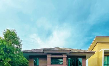 For sale and for rent 4 bedrooms villa in San Sai, Chiang Mai